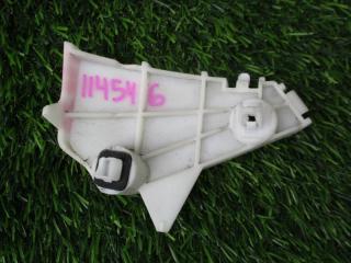 Крепление бампера заднее левое TOYOTA VOXY контрактная Крепление бампера заднее левое TOYOTA VOXY