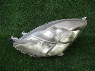 Фара левая TOYOTA ISIS ZNM10 44-61 1 ракурс Фара левая TOYOTA ISIS ZNM10 44-61 1 ракурс