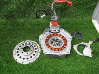 Генератор HONDA FREED SPIKE GP3 LEA 4 ракурс Генератор HONDA FREED SPIKE GP3 LEA 4 ракурс