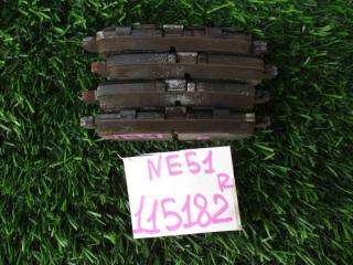 Тормозные колодки задние NISSAN ELGRAND NE51 VQ35DE 2 ракурс