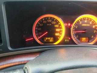 Пластиковая крышка на двс NISSAN ELGRAND NE51 VQ35DE 5 ракурс