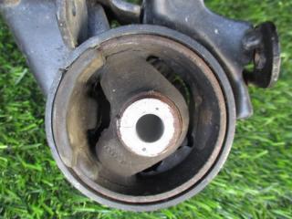 Подушка акпп левая TOYOTA GAIA ACM10 1AZFSE 2 ракурс