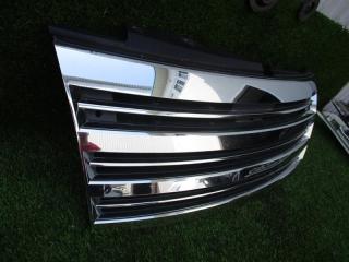 Решетка радиатора NISSAN ELGRAND E51 62310-1A51A 2 ракурс