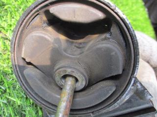 Подушка акпп SUZUKI SWIFT ZC31S M16A 3 ракурс Подушка акпп SUZUKI SWIFT ZC31S M16A 3 ракурс