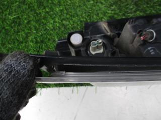 Стоп-сигнал правый TOYOTA SIENTA NCP81 52-242 3 ракурс