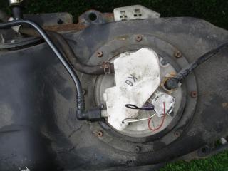 Бак топливный TOYOTA PORTE NCP145 1NZFE 3 ракурс Бак топливный TOYOTA PORTE NCP145 1NZFE 3 ракурс