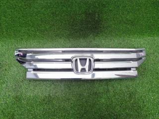 Решетка радиатора HONDA Stepwgn RK5 1 ракурс