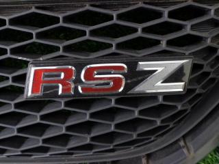 Решетка радиатора HONDA STREAM RN8 Решетка радиатора HONDA STREAM RN8