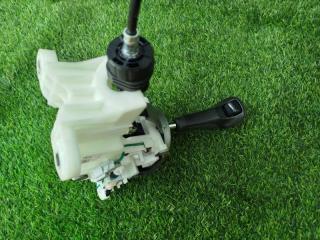 Механизм переключения кпп HONDA FIT GE6 L13A 5 ракурс