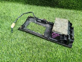 Консоль кпп NISSAN CIMA HF50 VQ30DET 2 ракурс