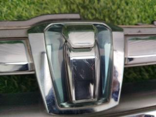 Решетка радиатора TOYOTA ISIS ANM10 53101-44290 3 ракурс