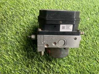 Блок abs NISSAN PRESAGE TU31 QR25DE MC6215 3 ракурс