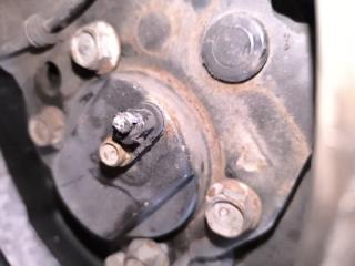 Ступица левая задняя NISSAN DUALIS KJ10 MR20 3 ракурс Ступица левая задняя NISSAN DUALIS KJ10 MR20 3 ракурс