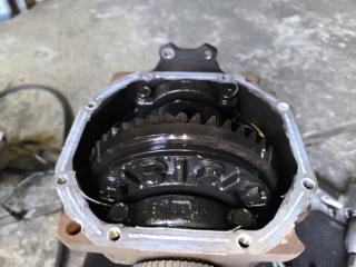Редуктор задний NISSAN CIMA HF50 VQ30DET LSD 5 ракурс Редуктор задний NISSAN CIMA HF50 VQ30DET LSD 5 ракурс