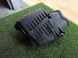 Корпус воздушного фильтра HONDA ELYSION RR1 K24A 3 ракурс Корпус воздушного фильтра HONDA ELYSION RR1 K24A 3 ракурс