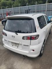 Стоп-сигнал MAZDA DEMIO DY5W P44-19 1 ракурс