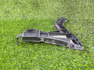 Крепление бампера правое заднее VOLVO XC60 DZ47 B4204T7 30764698 3 ракурс