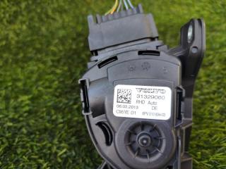 Педаль газа VOLVO XC60 DZ47 B4204T7 31329060 2 ракурс Педаль газа VOLVO XC60 DZ47 B4204T7 31329060 2 ракурс