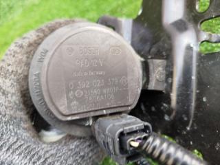 Помпа инвертора MITSUBISHI OUTLANDER GN0W 4B12 21580WW01P 3 ракурс