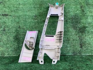 Накладка на стойку кузова левая TOYOTA RAV4 AVA44 2AR-FXE 6242042070 2 ракурс
