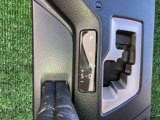 Консоль кпп TOYOTA RAV4 AVA44 2AR-FXE 3 ракурс
