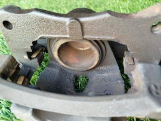 Суппорт передний DAIHATSU BOON M312S KJ-VET 22VL 5 ракурс