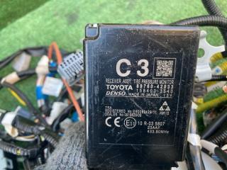 Электропроводка салона TOYOTA RAV4 AVA44 2AR-FXE 3 ракурс