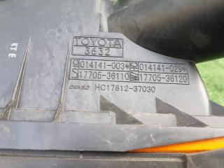Корпус воздушного фильтра TOYOTA RAV4 AVA44 2AR-FXE 2 ракурс Корпус воздушного фильтра TOYOTA RAV4 AVA44 2AR-FXE 2 ракурс