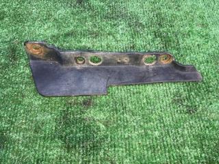 Брызговик правый передний TOYOTA RAV4 AVA44 2AR-FXE 53895-42050 2 ракурс