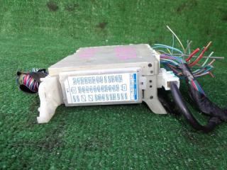 Блок предохранителей TOYOTA RACTIS NCP125 1NZFE 82730-52L60-A 5 ракурс