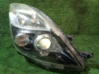 Фара правая  TOYOTA ISIS ZGM10 ,44-72 1 ракурс