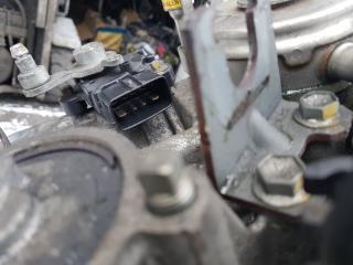 АКПП SUZUKI MR WAGON MF22S K6AT 2WD 4 ракурс