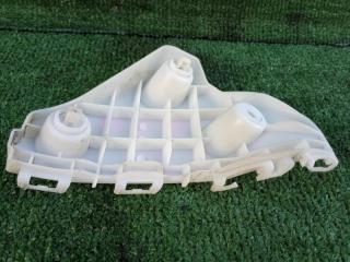 Крепление бампера правое переднее TOYOTA PASSO KGC30 52115-B1050 4 ракурс