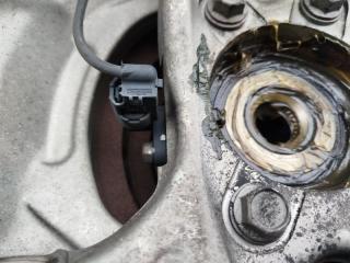 Ступица передняя LS600H UVF45 2UR-FSE