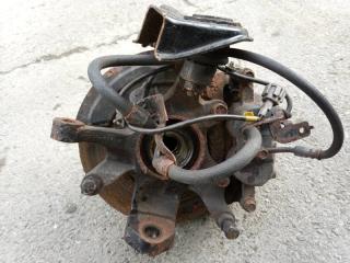 Ступица правая передняя NISSAN DATSUN FMD22 KA24DE 2 ракурс