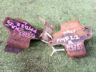 Подушка двигателя NISSAN DATSUN FMD22 KA24DE 11210VJ215 1 ракурс
