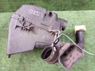 Корпус воздушного фильтра HONDA Stepwgn RF3 K20A 2 ракурс