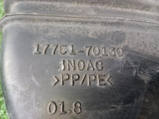 Воздухозаборник TOYOTA CROWN GXS12 1G-FE 17751-70130 3 ракурс Воздухозаборник TOYOTA CROWN GXS12 1G-FE 17751-70130 3 ракурс