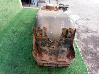 Бак топливный NISSAN DATSUN FMD22 KA24DE 4 ракурс Бак топливный NISSAN DATSUN FMD22 KA24DE 4 ракурс