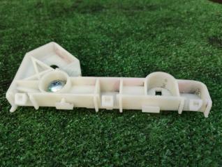 Крепление бампера правое переднее MITSUBISHI MIRAGE A05A 6400D316 3 ракурс