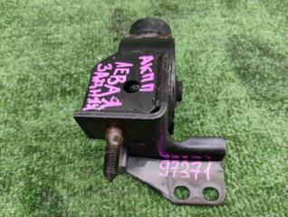 Подушка акпп левая задняя NISSAN RASHEEN RFNB14 GA15DE 4 ракурс