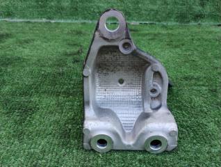 Крепление подушки кпп HONDA Stepwgn RG2 K20A 5 ракурс