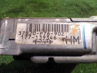 Блок управления efi HONDA INTEGRA DB6 ZC 37820-P76-902 4 ракурс