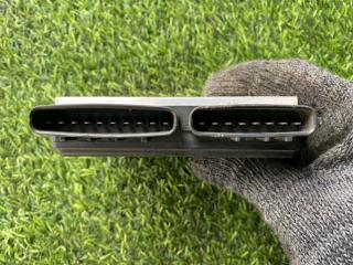 Блок управления форсунками TOYOTA MARKII JZX110 1JZFSE 89871-22010 3 ракурс