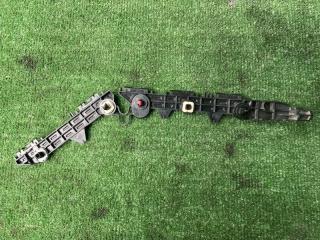 Крепление бампера левое заднее TOYOTA RAV4 MXAA52 52156-42050 3 ракурс Крепление бампера левое заднее TOYOTA RAV4 MXAA52 52156-42050 3 ракурс