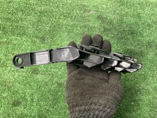 Крепление бампера левое заднее TOYOTA RAV4 MXAA52 52563-42050 3 ракурс