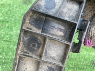 Крепление бампера правое заднее SUZUKI WAGON R MH23S 71812-70K00 4 ракурс