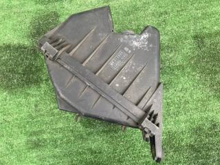 Корпус воздушного фильтра MITSUBISHI LEGNUM EA4W 6A12 2 ракурс