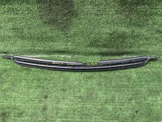 Решетка радиатора TOYOTA WISH ZNE10 53111-68010 1 ракурс