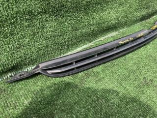 Решетка радиатора TOYOTA WISH ZNE10 53111-68010 2 ракурс